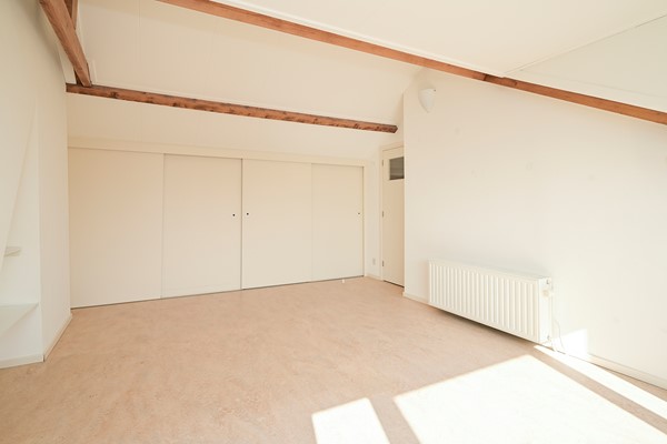 Medium property photo - Spaarwaterstraat 42, 2593 RN The Hague